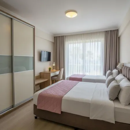 Hotel de apartamente Aurantis & Antalya