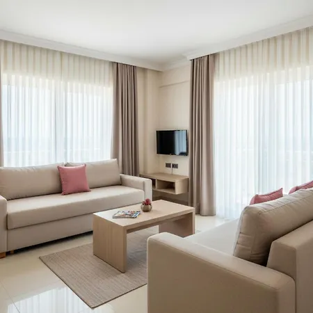 Hotel de apartamente Aurantis & Antalya
